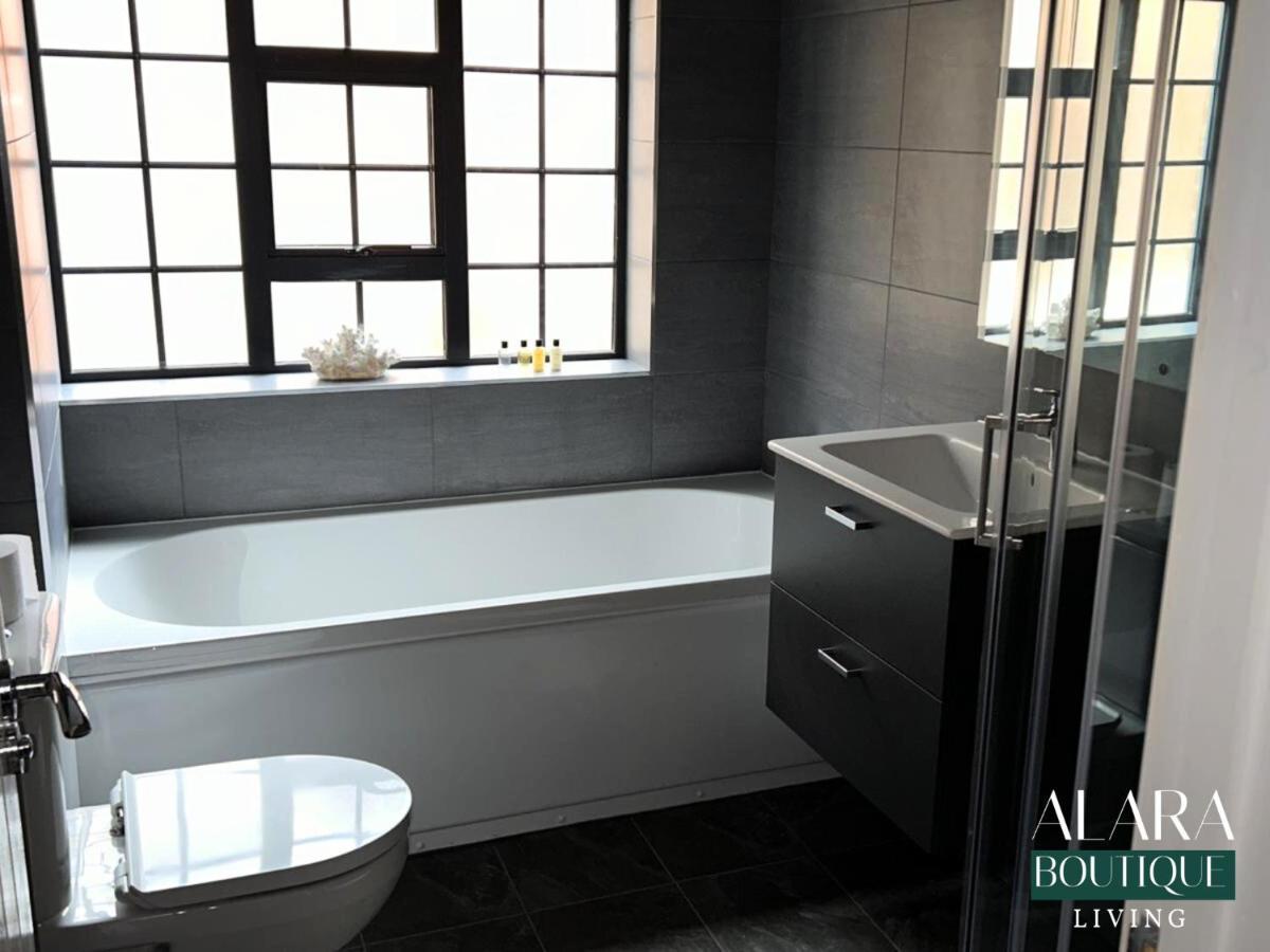 Апартаменти 3 Floor Townhouse Luxury Living Alara Boutique Бірмінгем Екстер'єр фото